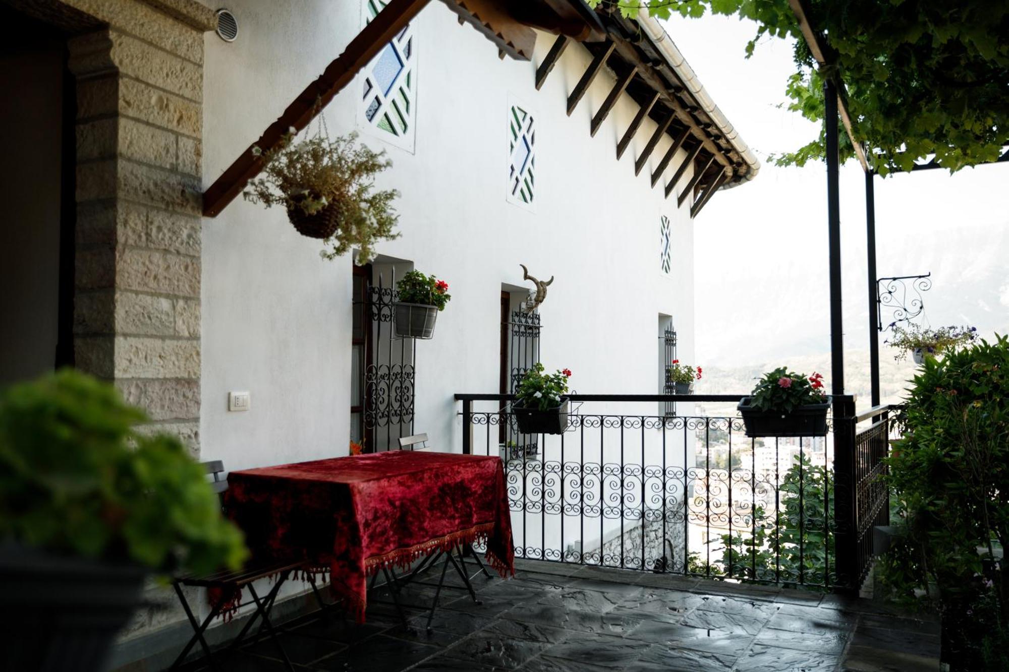 Boutique Hotel Musee Gjirokastër المظهر الخارجي الصورة