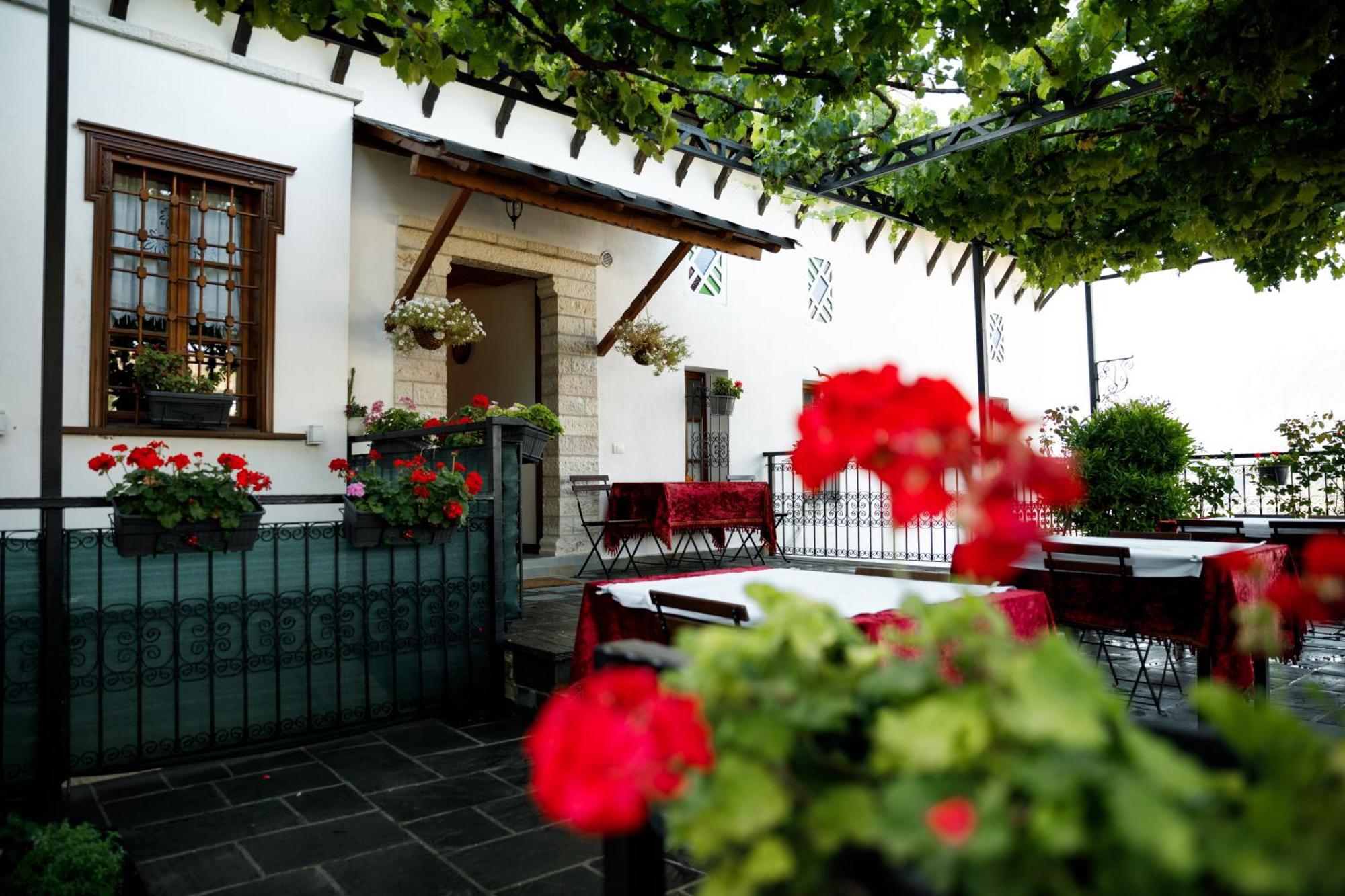 Boutique Hotel Musee Gjirokastër المظهر الخارجي الصورة